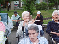 クレイドル・エスポアール夏祭り15