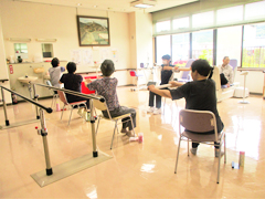 デイおうみの機能訓練について