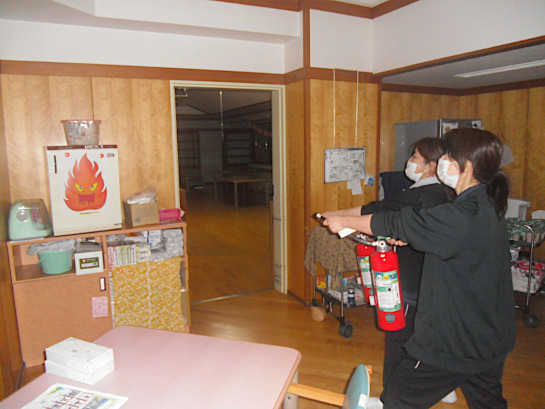 クレイドルやけやま 夜間避難訓練