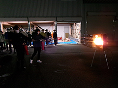 夜間避難訓練の実施 4/6